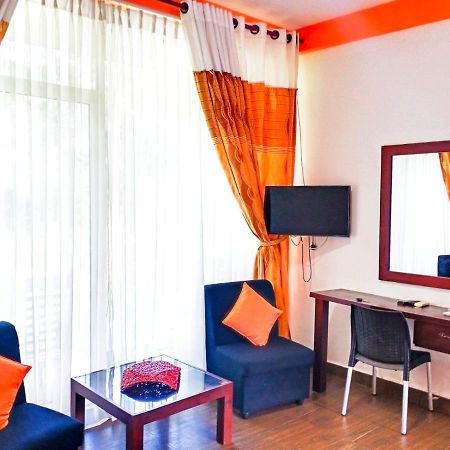 Bridge Hotel Negombo Kimbulapitiya Bagian luar foto