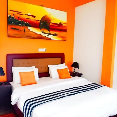 Bridge Hotel Negombo Kimbulapitiya Bagian luar foto