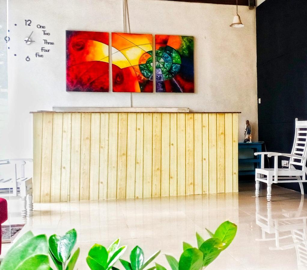 Bridge Hotel Negombo Kimbulapitiya Bagian luar foto
