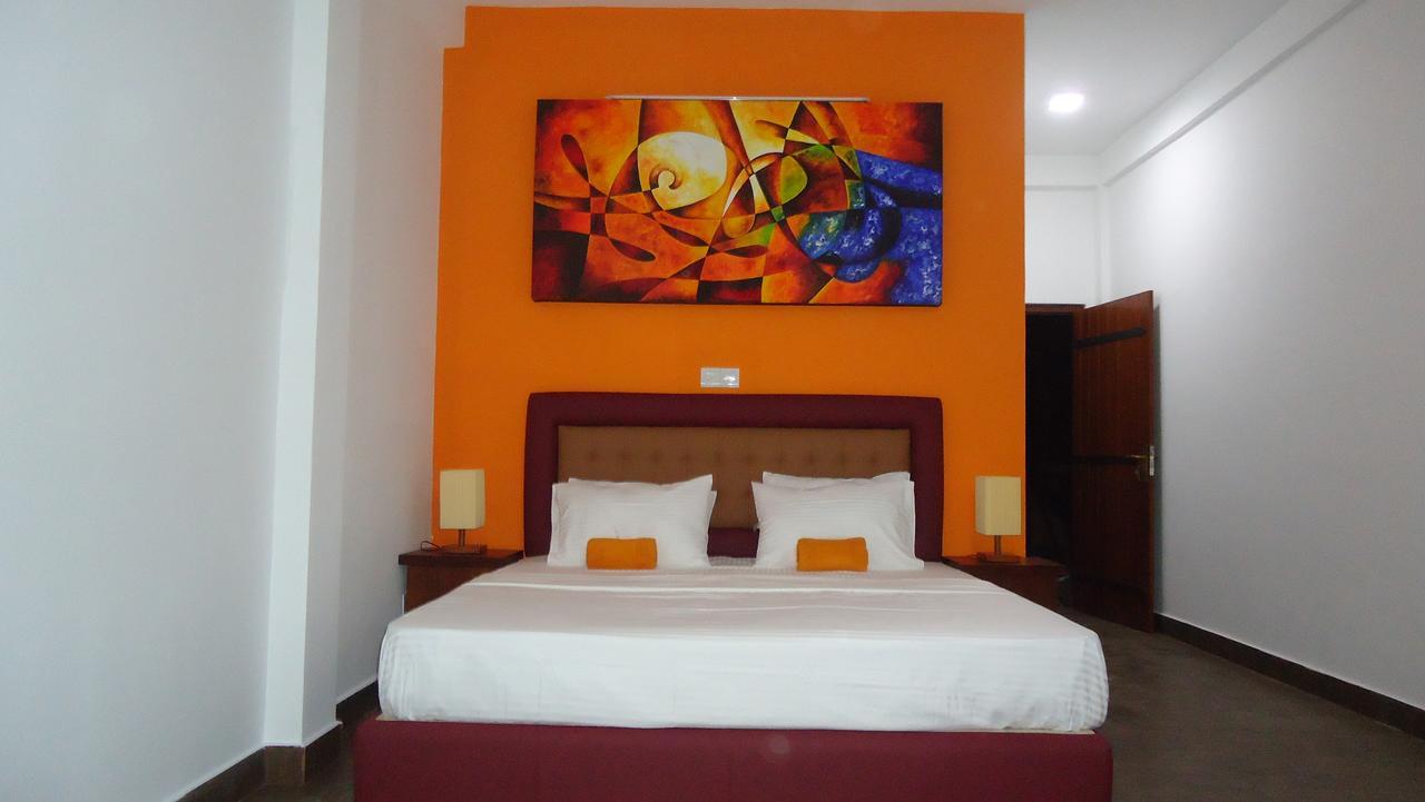 Bridge Hotel Negombo Kimbulapitiya Bagian luar foto