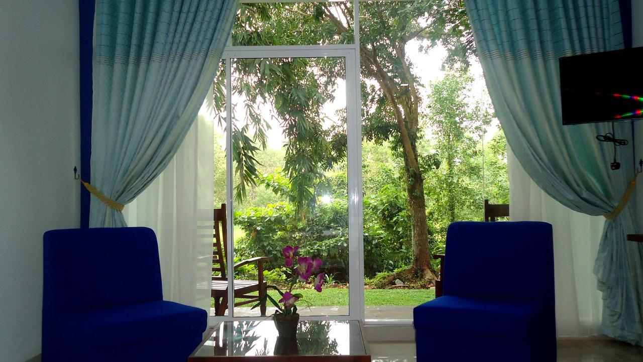 Bridge Hotel Negombo Kimbulapitiya Bagian luar foto