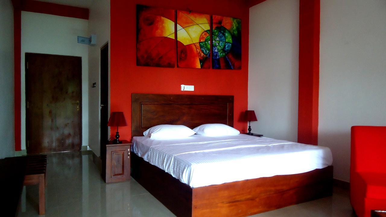 Bridge Hotel Negombo Kimbulapitiya Ruang foto