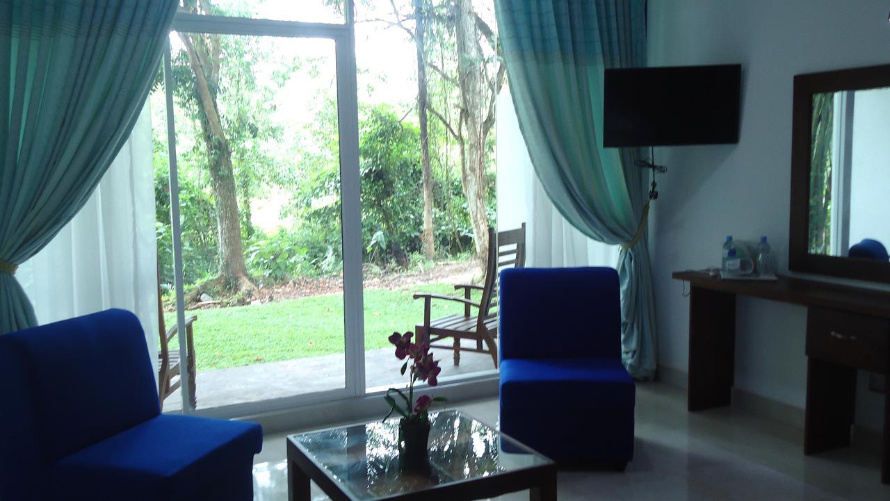 Bridge Hotel Negombo Kimbulapitiya Bagian luar foto
